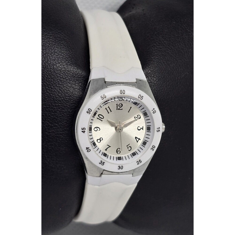 Women's Casual Petite Silver Tone Dial Fashion White Silicone Band Watch 08 - Picture 3 of 7